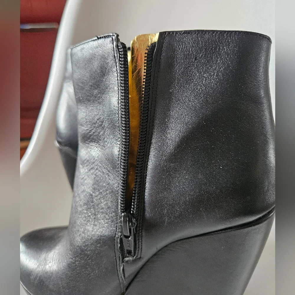 Aldo Frisean 97 Black Wedge Ankle Boots Booties Platform sz.7